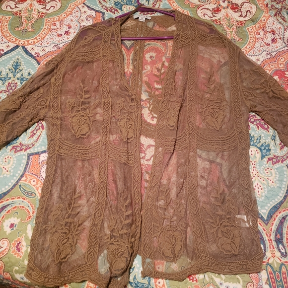 Women's top - Picture 1 of 2